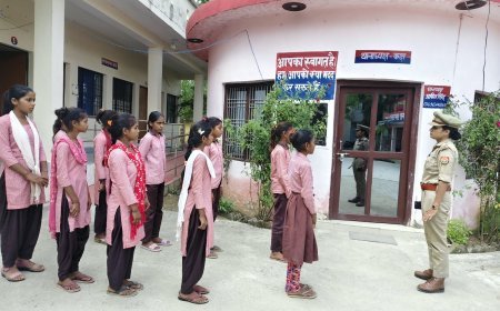 Hardoi News: मिशन शक्ति फेज-6: अरवल पुलिस ने छात्राओं को कराया थाना भ्रमण, महिला सुरक्षा और अधिकारों की दी जानकारी