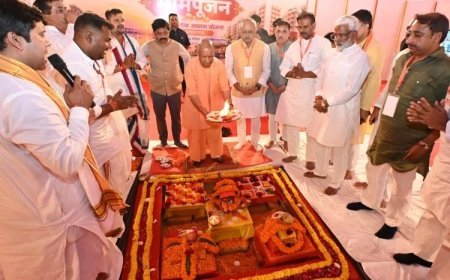 प्रयागराज में माफिया की जमीन पर गरीबों के आशियाने: सीएम योगी ने किया पद्मलोक योजना का भूमि पूजन, कसारी-मसारी का बदला नाम
