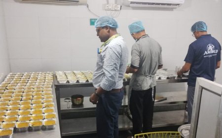 Railway Food News: रेलवे-एयरलाइंस के खाने पर यूपी एफएसडीए का शिकंजा, 978 किलो राइस क्रम्ब्स जब्त; 43 कैटरिंग इकाइयों की जांच