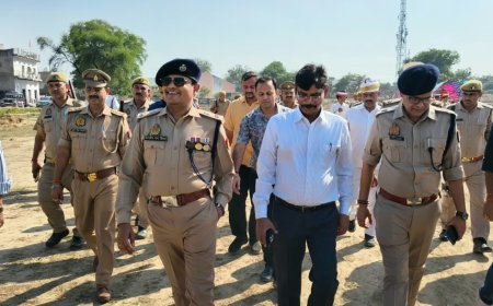 हाथरस में रावण दहन स्थल पर सुरक्षा के पुख्ता इंतजाम, डीएम और एसपी ने एमजी पॉलीटेक्निक मैदान का लिया जायजा