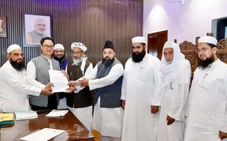 दिल्ली की रेस कोर्स मस्जिद के संरक्षण को लेकर किरेन रिजिजू से मिला जमीयत का प्रतिनिधिमंडल, सौंपा ज्ञापन