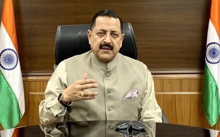 प्रशासनिक सुधारों और क्षमता विकास में यूपी देश का रोल मॉडल: मिशन कर्मयोगी कार्यशाला में बोले डॉ. जितेंद्र सिंह