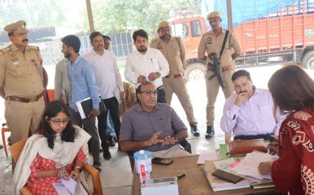 Hardoi News: हरदोई में धान खरीद व्यवस्था की पड़ताल करने पहुंचे प्रमुख सचिव अनिल कुमार, अधिकारियों को दिए सख्त निर्देश