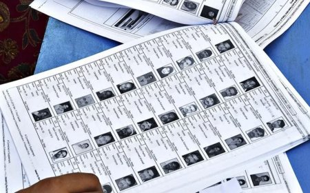 यूपी में मतदाता सूची पुनरीक्षण अभियान: 5.59 लाख से अधिक लोगों ने भरा फॉर्म 6, आयोग ने की समीक्षा