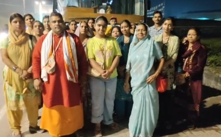 कल्कि धाम पहुंचे दिल्ली के 60 परिवारों ने व्यवस्थाओं पर उठाए सवाल, बोले, ऐसे कैसे बढ़ेगा धार्मिक पर्यटन?