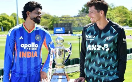 IND vs NZ 3rd T20I - भारत ने टॉस जीतकर चुनी गेंदबाजी, वेलिंग्टन में सीरीज सील करने उतरेगी टीम इंडिया; न्यूजीलैंड पहले करेगा बैटिंग