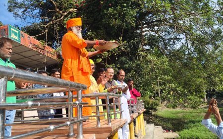 पीलीभीत: गोमती उद्गम से बंगो गोमती बाइक यात्रा शुरू, स्वच्छता और अविरल धारा का संदेश लेकर नैमिषारण्य में होगी संपन्न