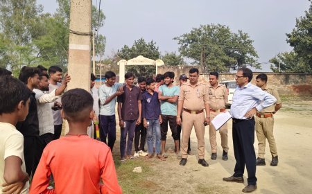 Hardoi News: हरदोई में आतिशबाजी स्थलों का निरीक्षण, एसडीएम सदर ने सुरक्षा और शांति व्यवस्था बनाए रखने के दिए निर्देश