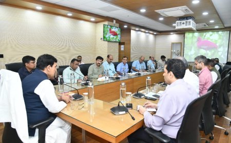 दीपावली-छठ पर यूपी में 24 घंटे बिजली: ऊर्जा मंत्री एके शर्मा के कड़े निर्देश, विजिलेंस जांच और बिल कटौती पर बड़ा फैसला