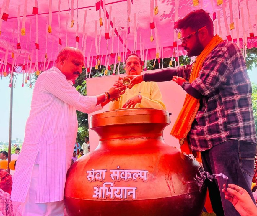 Hardoi News: सवायजपुर में बड़नगर-बनारस सेवा संकल्प यात्रा का भव्य स्वागत, जुटे भाजपा कार्यकर्ता