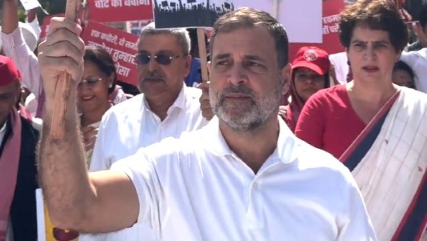 New Delhi News: संसद से नीति आयोग की ओर बढ़ रहे सांसदों को पुलिस ने रोका, मतदाता सूची और फॉर्म 6 के मुद्दे पर संसद से सड़क तक संग्राम