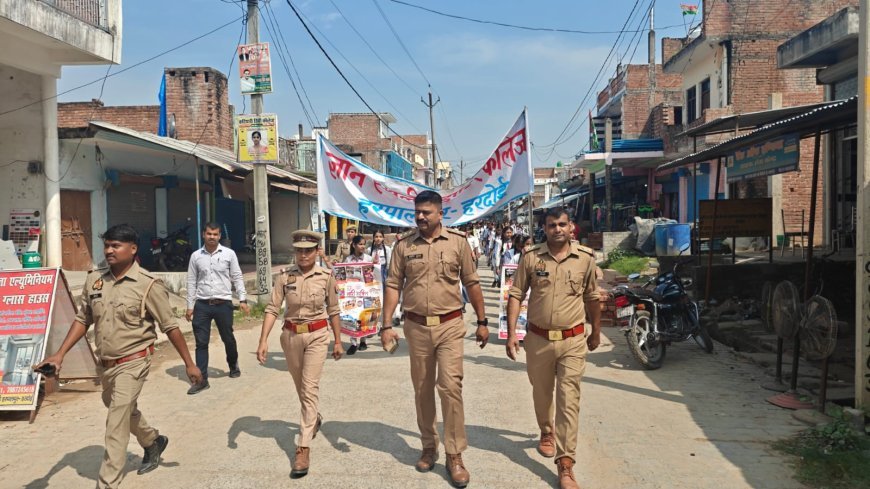 हरदोई: पुलिस लाइन से हरी झंडी दिखाकर रवाना हुई मिशन शक्ति रैली, महिलाओं और बालिकाओं को किया जागरूक