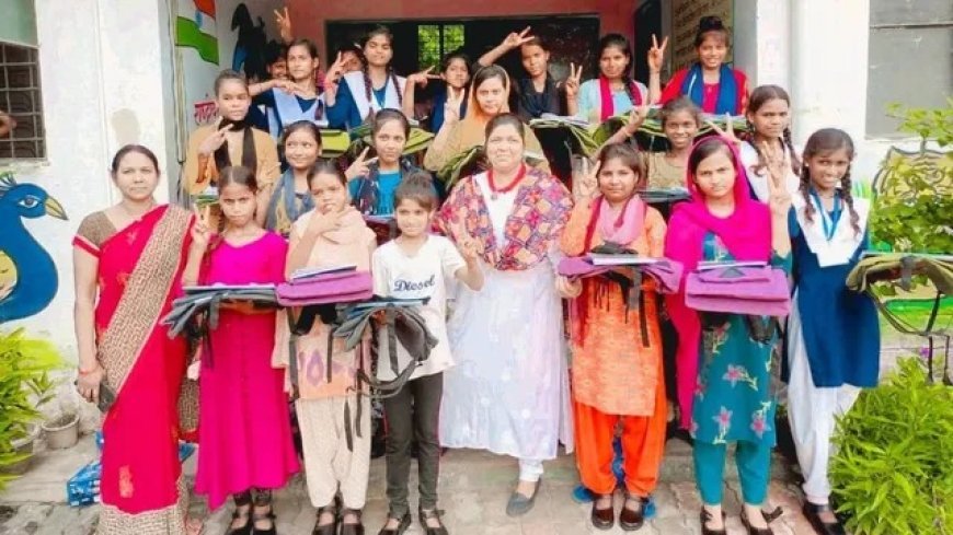 मिशन शक्ति से आत्मनिर्भर हो रहीं बेटियां: यूपी में 1.18 लाख से अधिक बालिकाओं ने सीखी वित्तीय साक्षरता की बारीकियां