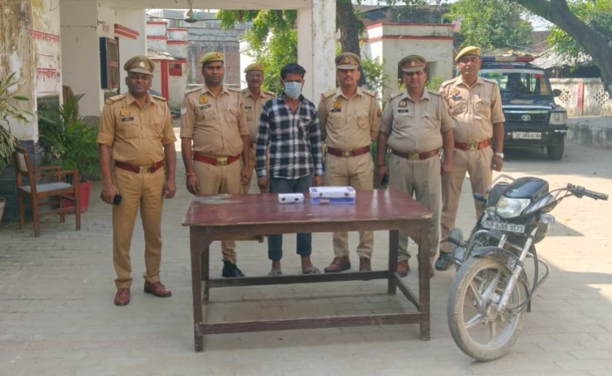 Crime News Hardoi: हरदोई में 50 हजार का इनामी लुटेरा गिरफ्तार, लूट के गहने बेचकर मिले 7,300 रुपये बरामद