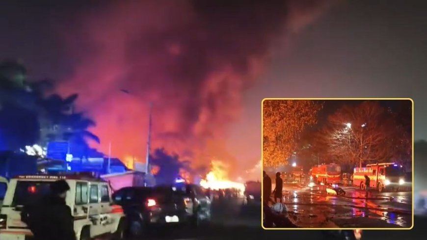 Massive Fire In Jammu - जम्मू रेलवे स्टेशन के पास भीषण अग्निकांड, करीब 40 दुकानें जलकर राख; लाखों का सामान खाक