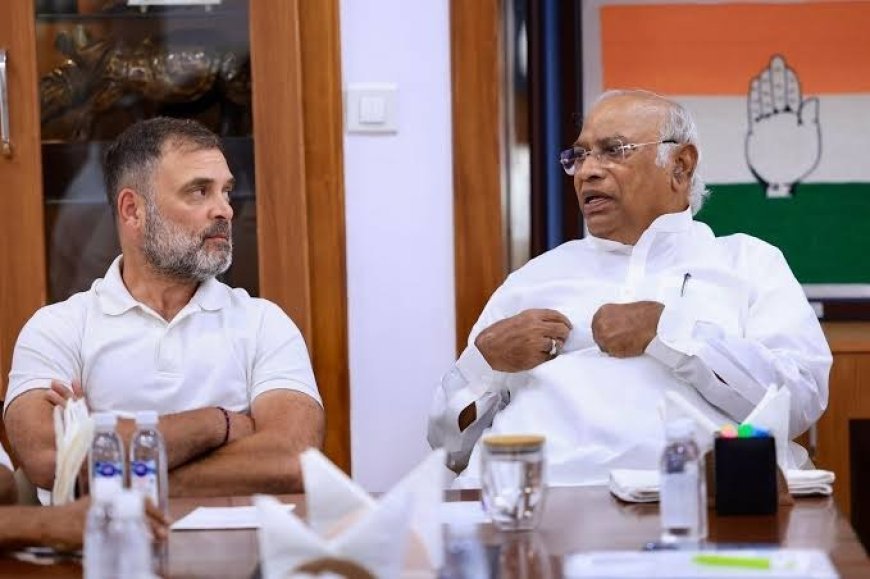 INDIA Bloc Mock Parliament - ज्ञानेश कुमार को हटाने की मांग तेज, खरगे के आवास पर सांकेतिक संसद में 'जन महाभियोग'