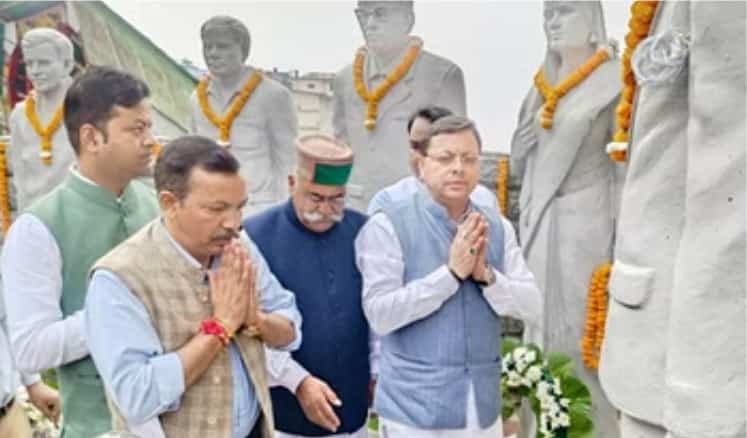 chief-minister-pushkar-singh-dhami-paid-tribute-to-the-martyrs-in-mussoorie - ina news