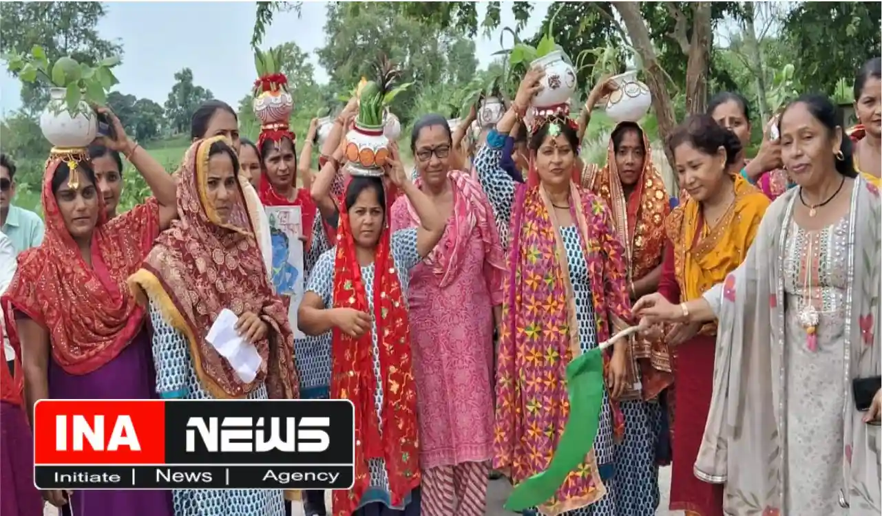 women-were-made-aware-by-taking-out-a-rally-in-bazpur