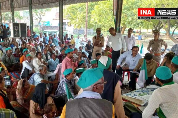 hunger-strike-ended-after-long-talks-between-hardoi-administration-and-farmer-officials