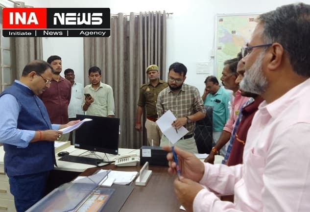Ballia News Allegation of illegal road construction on Waqf property, District Magistrate took cognizance