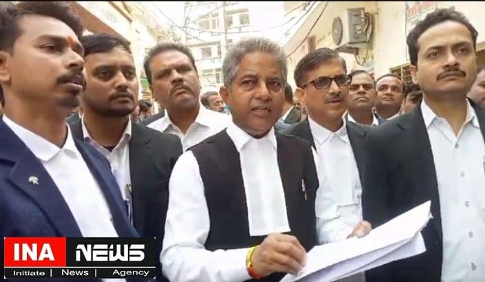 Kanpur News Protest against the police in the court under the leadership of the President of Kanpur Lawyers Association.