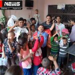 Pilibhit News Sandeep enjoyed Diwali with children.