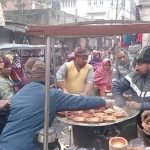 khichdi-feast-distributed-on-makar-sankranti